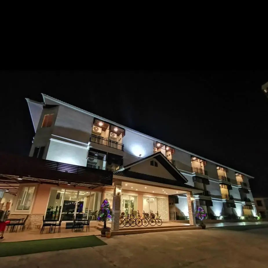 Chansuda Lake View hotel