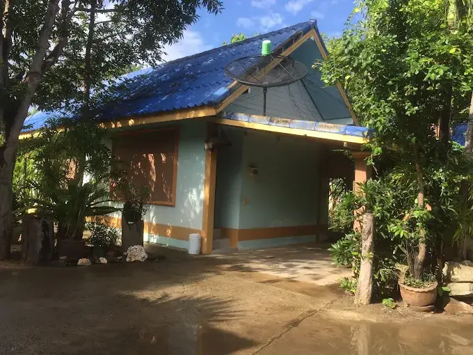 โรงแรม เลี้ยวซ้ายรีสอร์ท